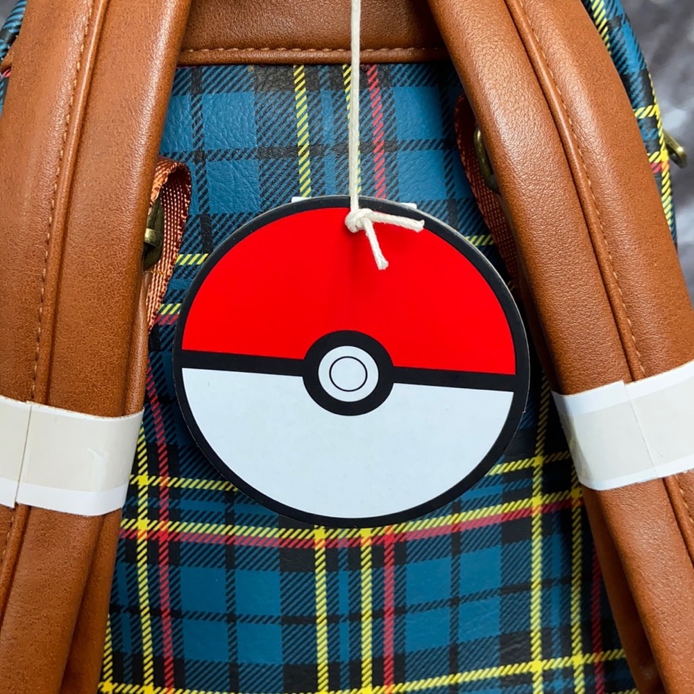 Sold - NWT Loungefly X Pokémon Pikachu Mini Backpack - Picture 4 of 6
